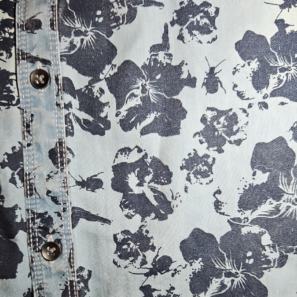 INC International Concepts Coastal Wash Floral Button Down Shirt – Size Small - Picture 3 of 7